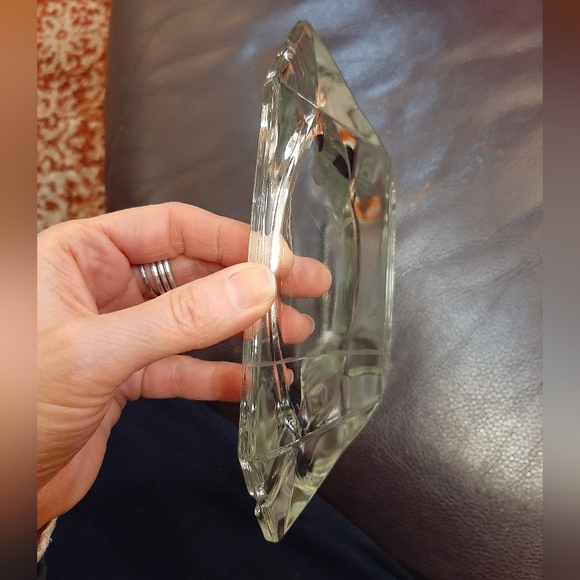 Vintage etched glass ashtray - Picture 8 of 11